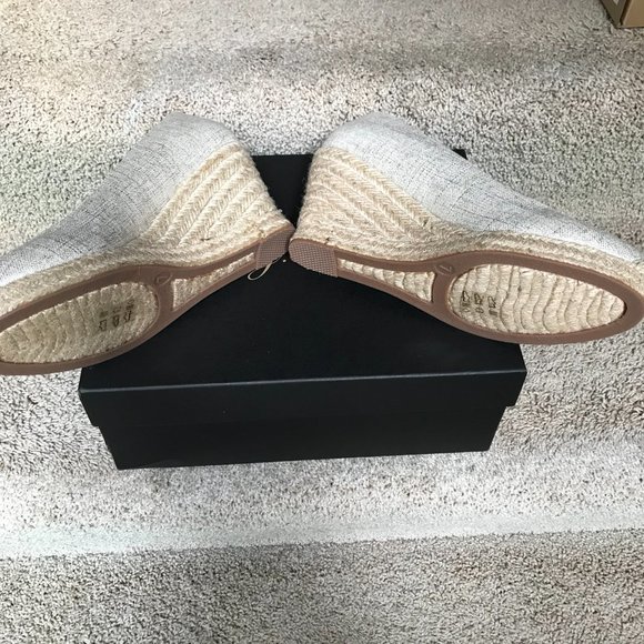 New J. Crew Espadrille Gold Shimmer Wedges 7